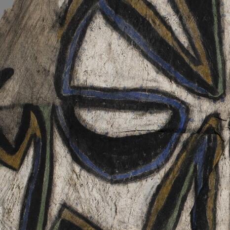 Détail d'un masque Nakanai (Nouvelle- Bretagne, Papouasie-Nouvelle-Guinée) en étoffe d’écorce (XXe siècle ; Lille, musée d’histoire naturelle) - Photo : INP