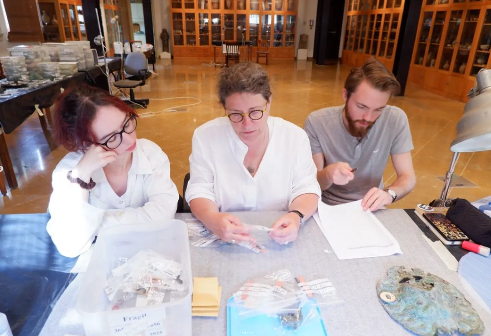 Chantier-école au Liban - spécialité arts du feu métal, photo de l'Université Américaine de Beyrouth (AUB), 2023