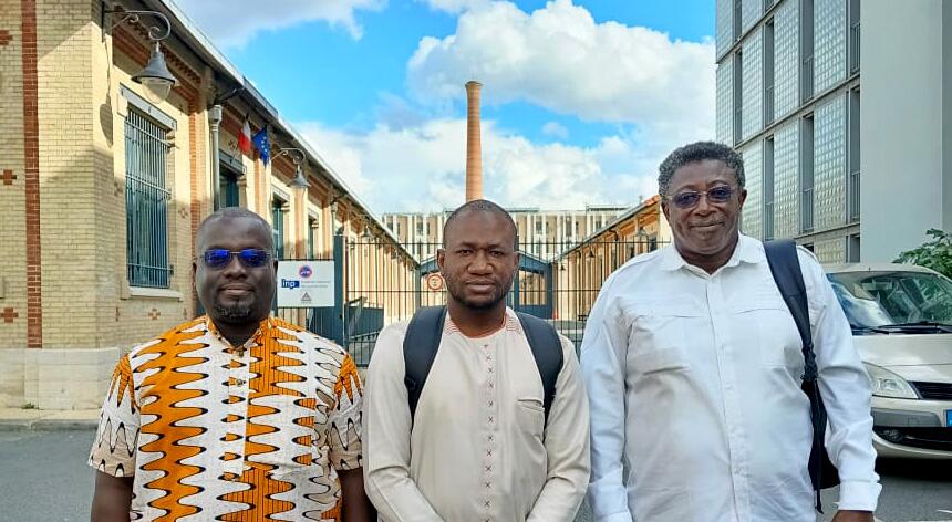 Franck K. Ogou, Franck Pacéré, Hafizullah Honvo de l’EPA en visite à l’INP, septembre 2023 – Photo : INP
