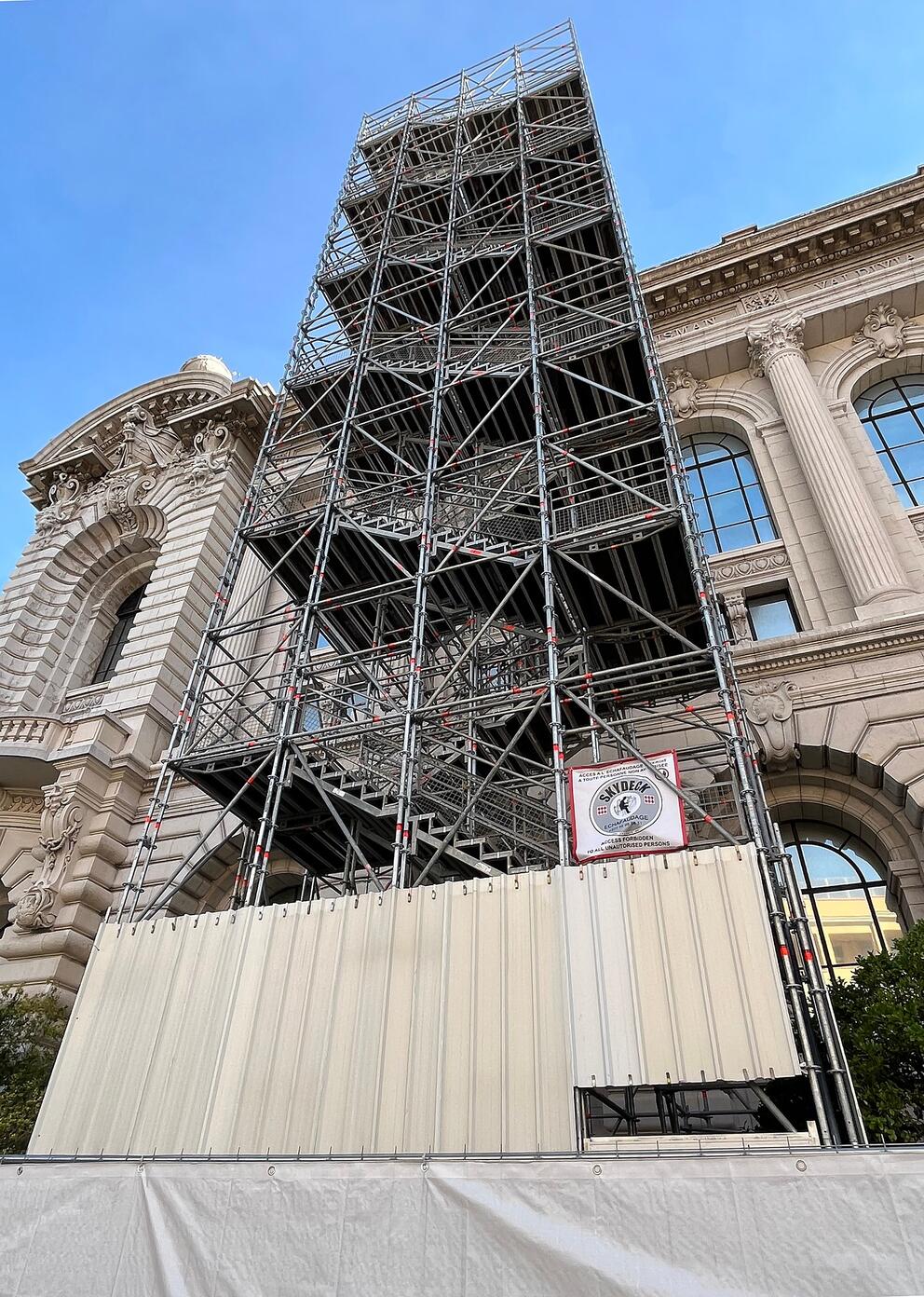 Un échafaudage au musée océanographique de Monaco (novembre 2021) - Photo : CC BY Benoît Prieur 