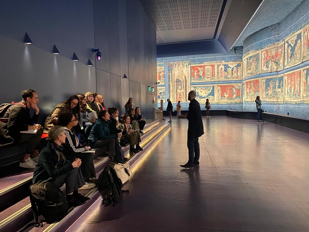 Les élèves de la promo 2024 accueillis au château d'Angers - Photo : Emilia Philippot / INP